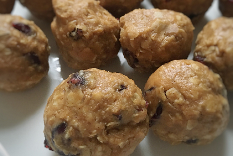 easy-no-bake-energy-bites