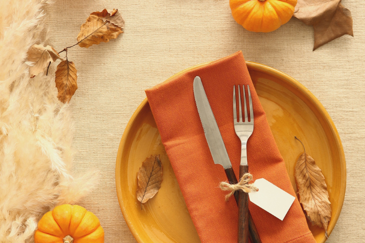 Thanksgiving Hostess Essentials: Must-Have Items to Elevate Your Whole Evening
